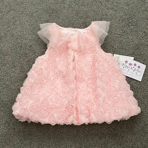 Adorable pink roses dress